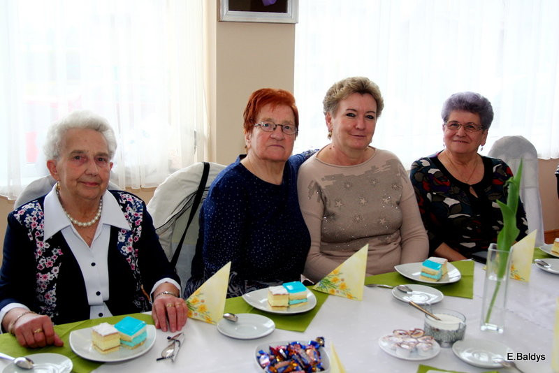Wiosenne spotkanie Klubu Seniora przy LOB S.A. (zdjęcia)