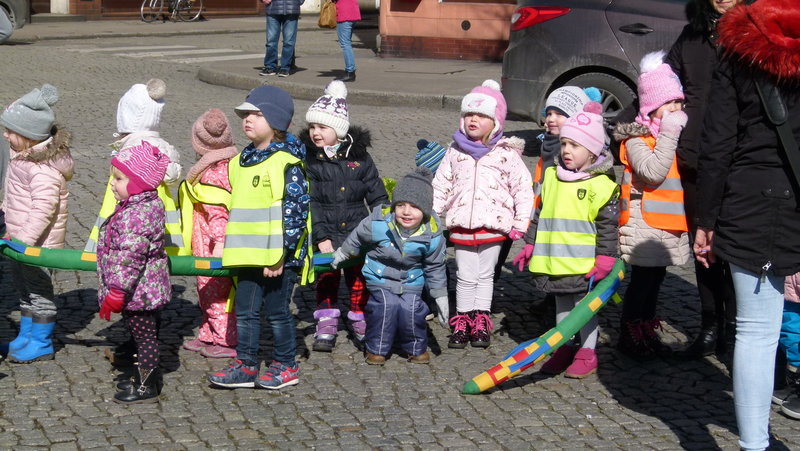 Z bykiem pogonili zimę (zdjęcia)