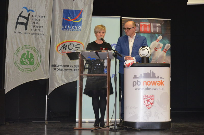 Błysnęli wiedzą o piłce nożnej (zdjęcia)