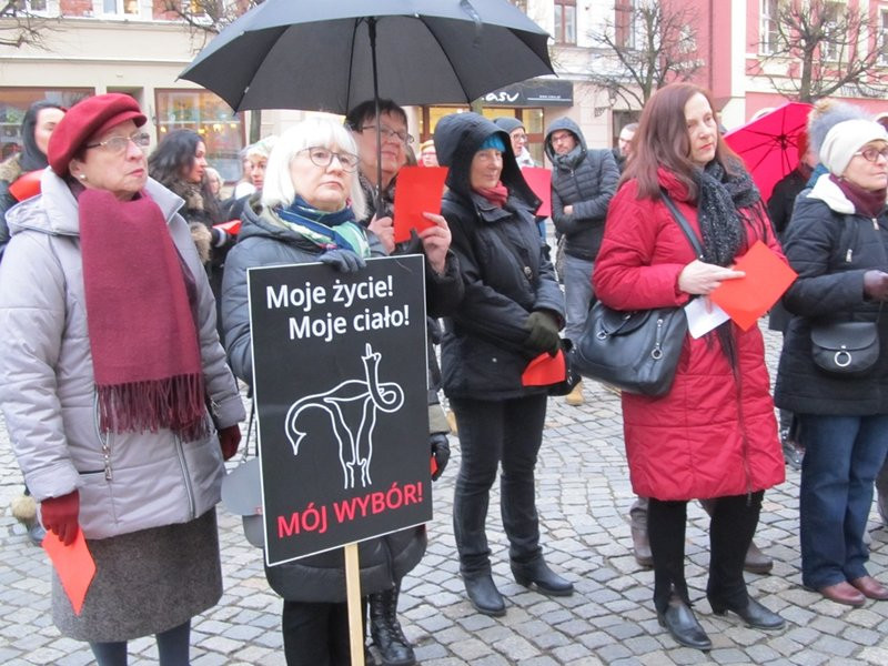 Rząd nie ciąża, usunąć można (zdjęcia)