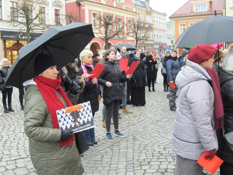 Rząd nie ciąża, usunąć można (zdjęcia)
