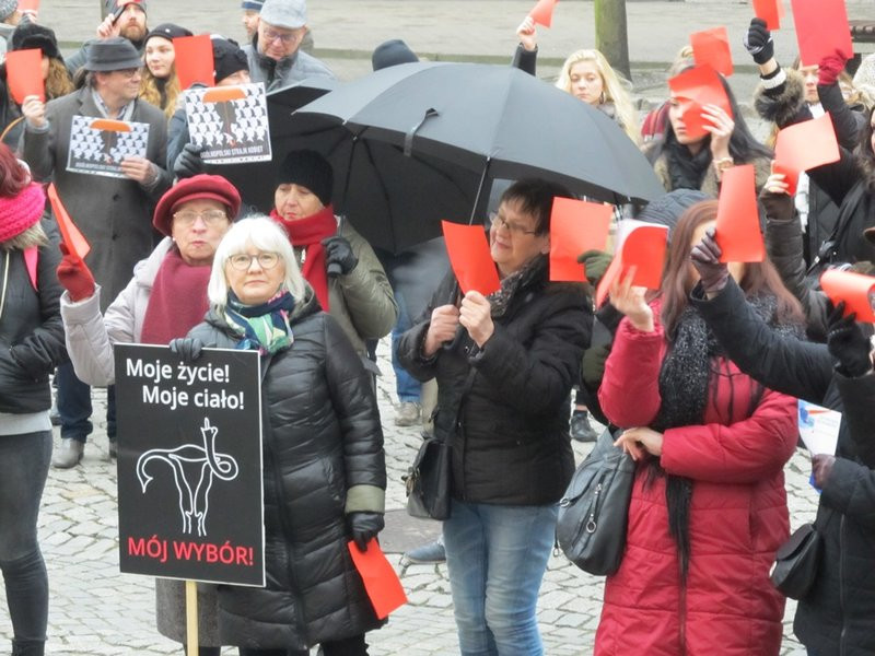 Rząd nie ciąża, usunąć można (zdjęcia)