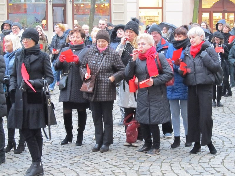 Rząd nie ciąża, usunąć można (zdjęcia)