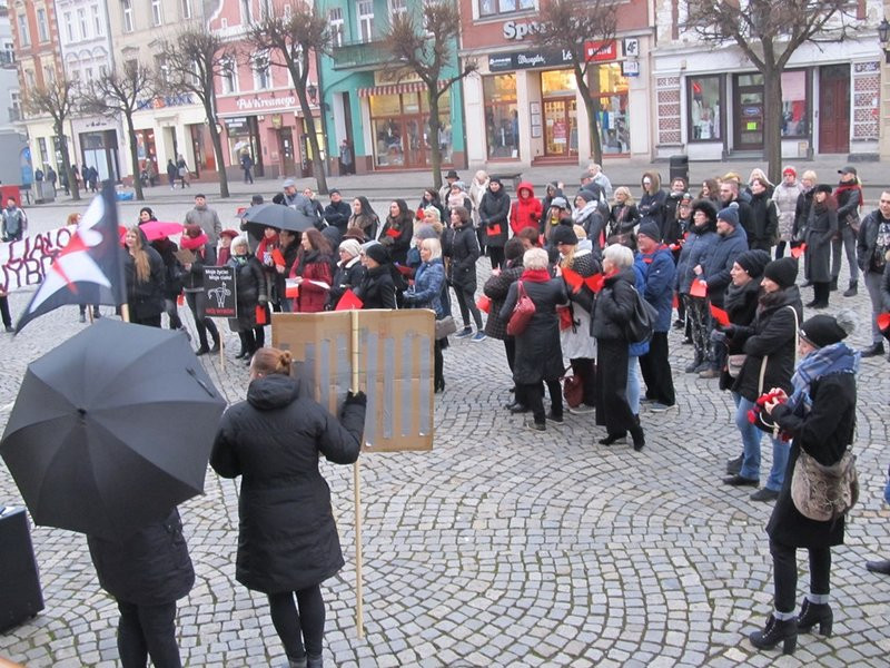 Rząd nie ciąża, usunąć można (zdjęcia)