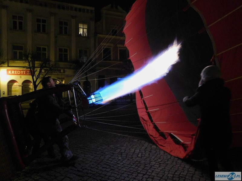 Balony wokół ratusza (kilka zdjęć)