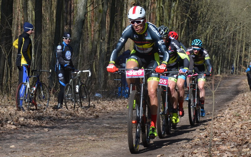 Rywalizacja na leśnych pętlach (zdjęcia)