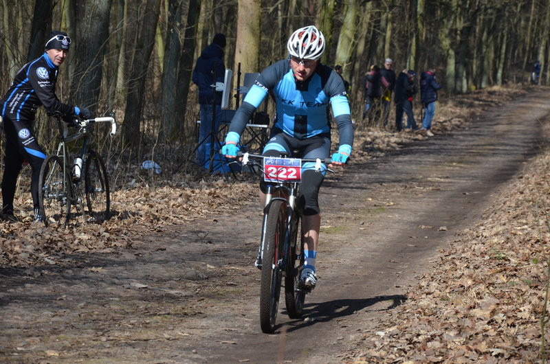 Rywalizacja na leśnych pętlach (zdjęcia)