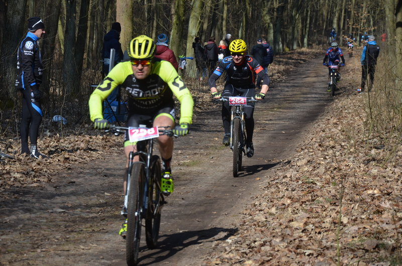 Rywalizacja na leśnych pętlach (zdjęcia)