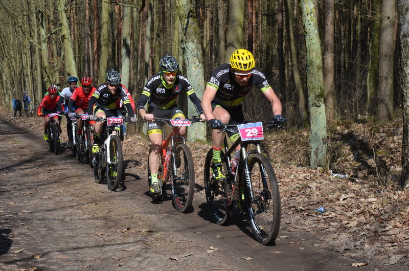 Rywalizacja na leśnych pętlach (zdjęcia)