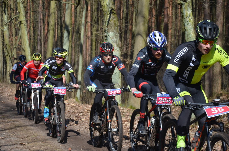 Rywalizacja na leśnych pętlach (zdjęcia)