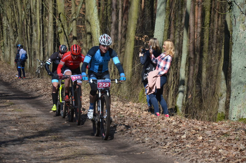Rywalizacja na leśnych pętlach (zdjęcia)