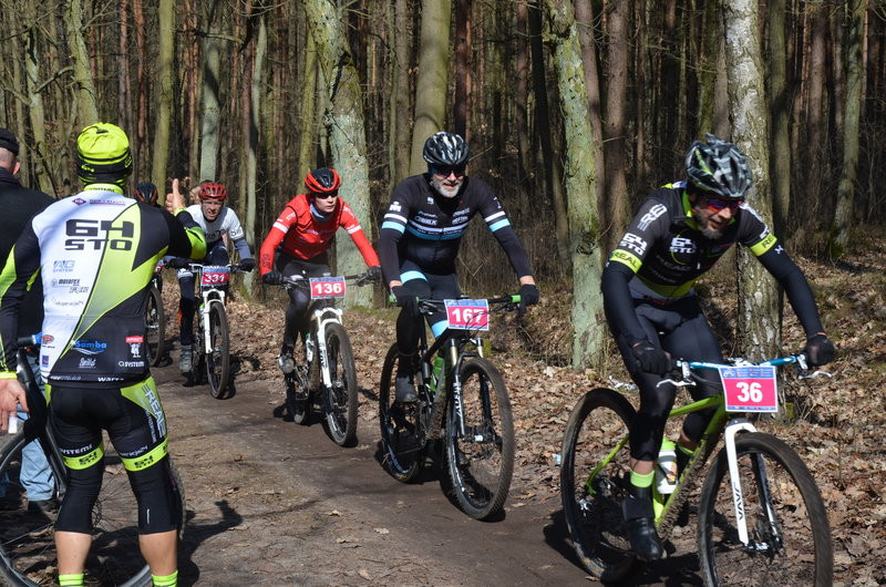 Rywalizacja na leśnych pętlach (zdjęcia)