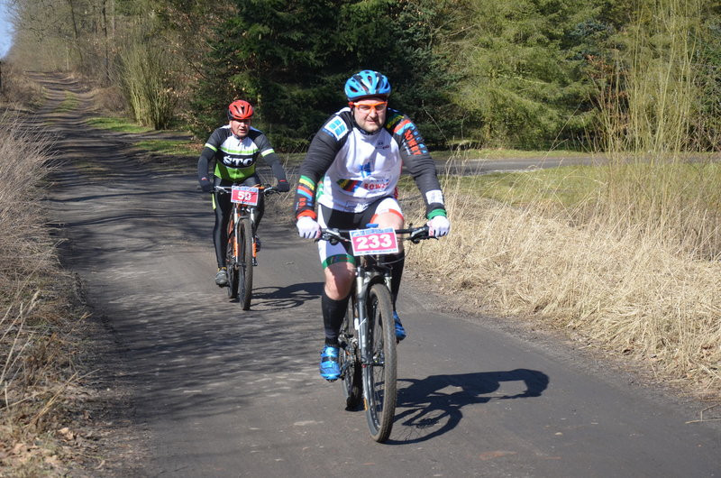 Rywalizacja na leśnych pętlach (zdjęcia)