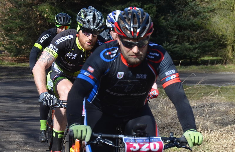 Rywalizacja na leśnych pętlach (zdjęcia)