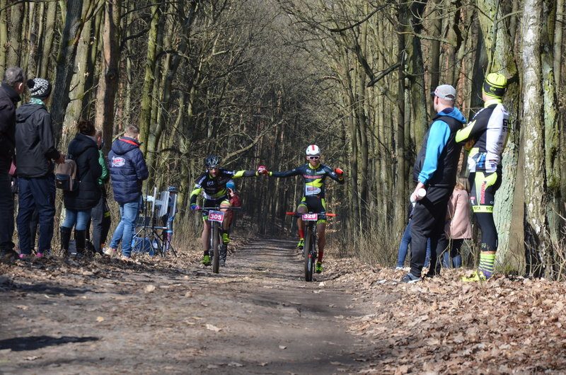 Rywalizacja na leśnych pętlach (zdjęcia)