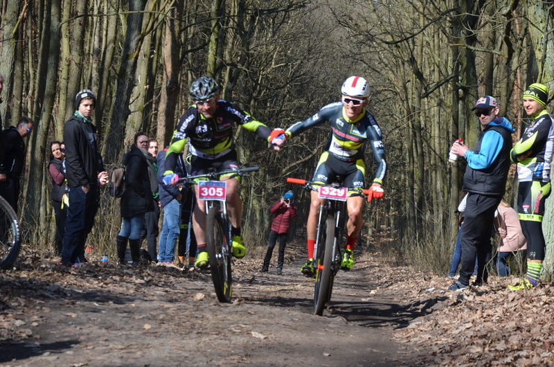 Rywalizacja na leśnych pętlach (zdjęcia)