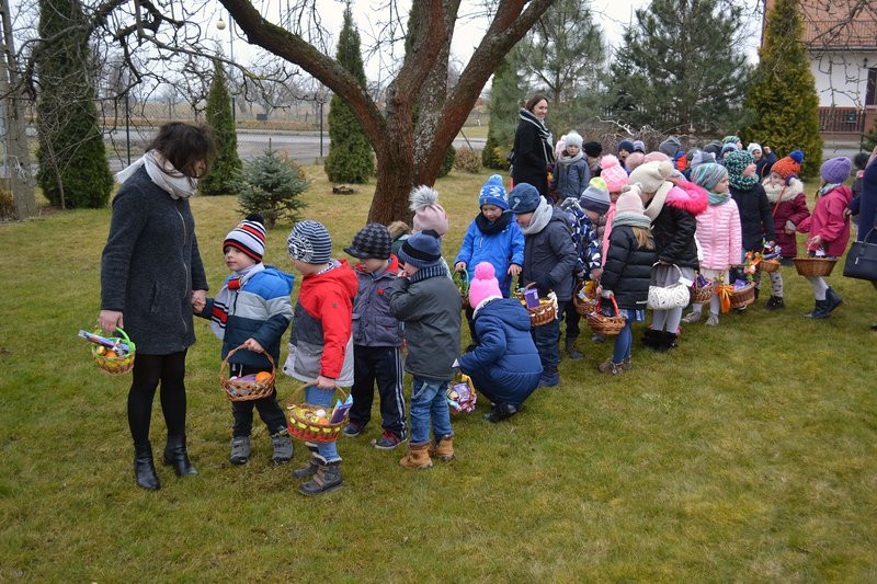 Zajączek odwiedził Drobnin (zdjęcia)