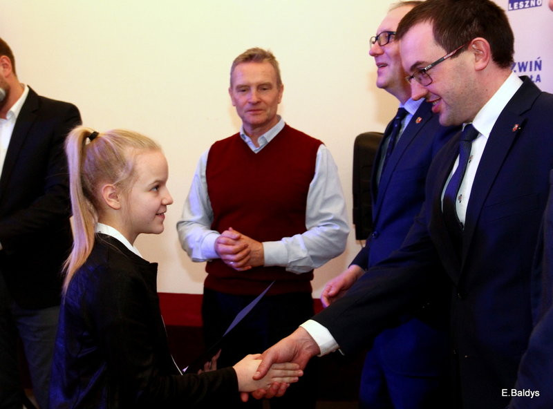 Stypendyści w ratuszu (zdjęcia)