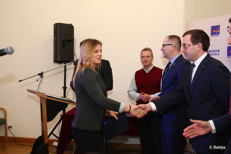 Stypendyści w ratuszu (zdjęcia)