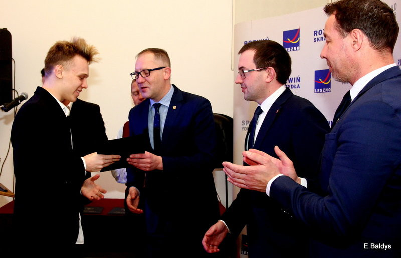 Stypendyści w ratuszu (zdjęcia)