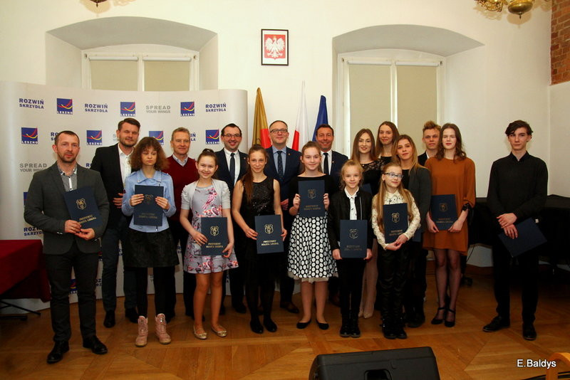 Stypendyści w ratuszu (zdjęcia)