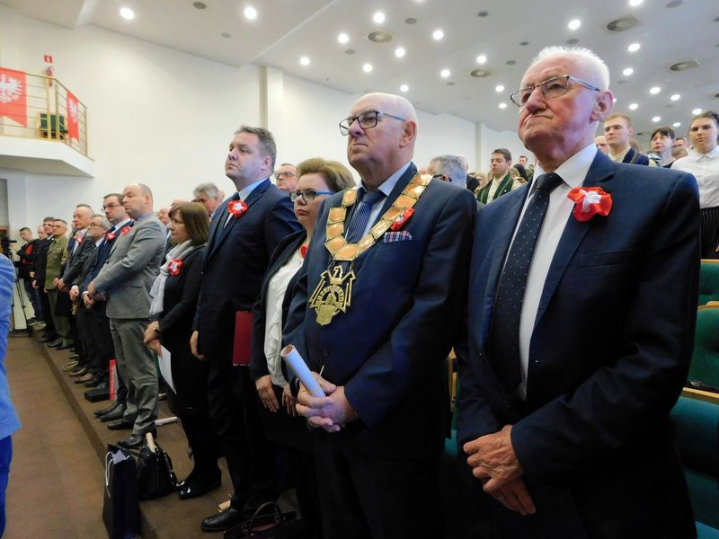 Patron i sztandar zobowiązują (zdjęcia)