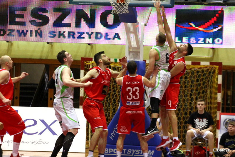 Znicz wyrównał straty (zdjęcia)