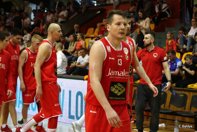 Znicz wyrównał straty (zdjęcia)