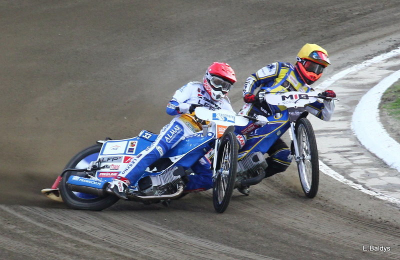 Stal była twarda (zdjęcia)