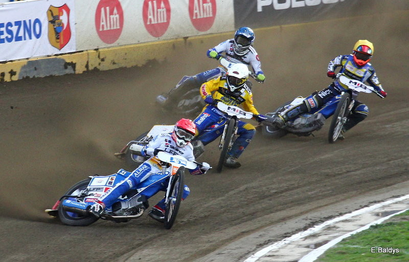 Stal była twarda (zdjęcia)