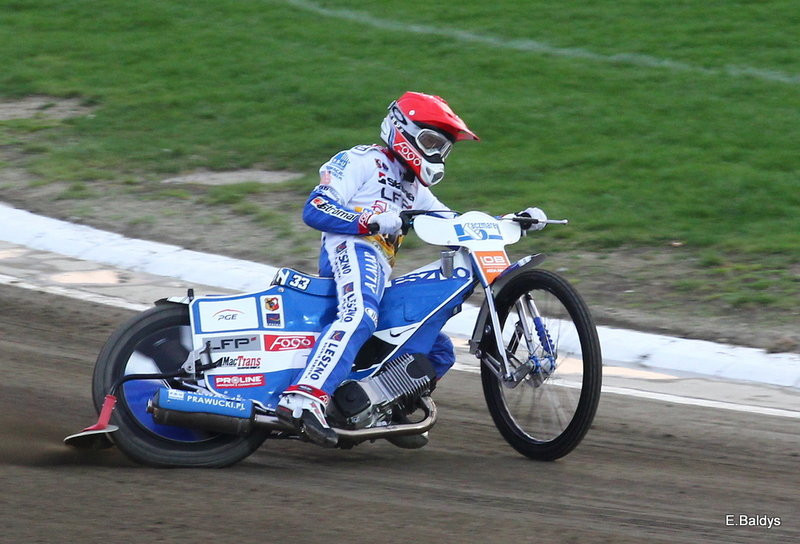 Stal była twarda (zdjęcia)