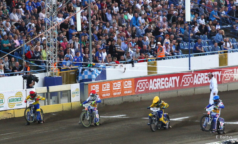 Stal była twarda (zdjęcia)