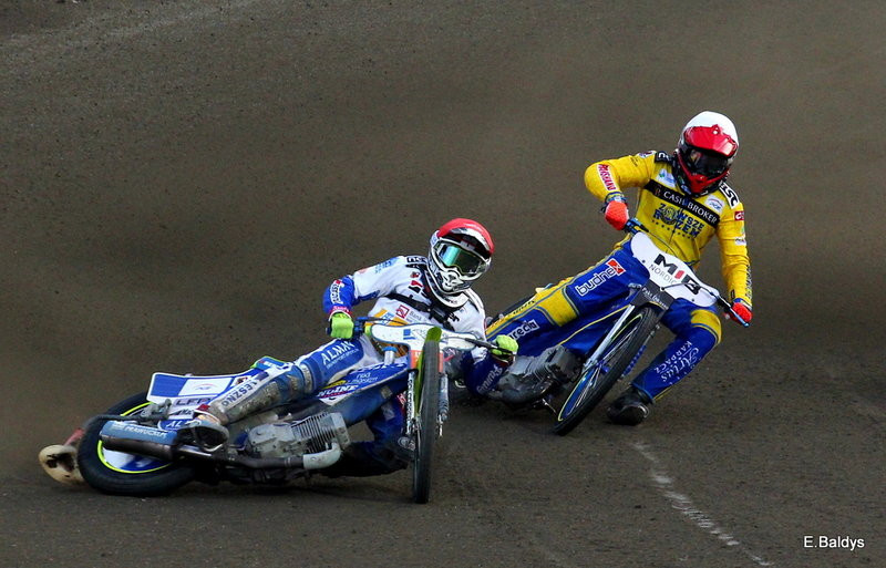 Stal była twarda (zdjęcia)