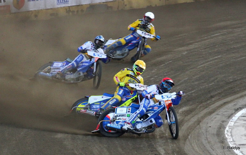 Stal była twarda (zdjęcia)