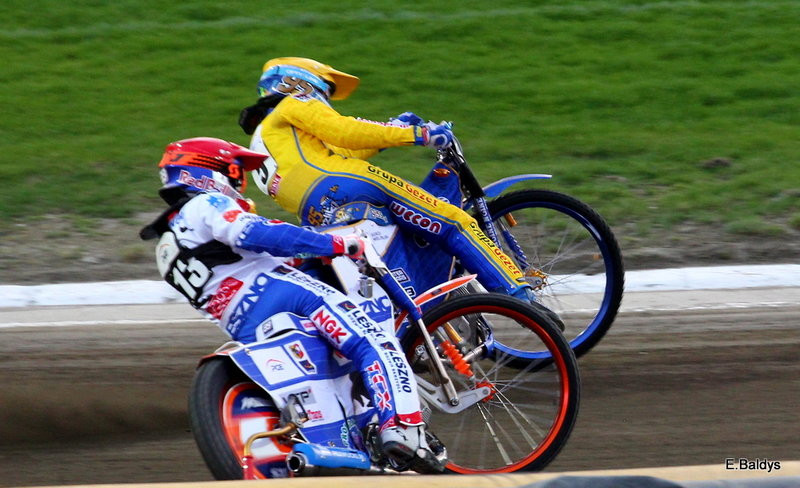 Stal była twarda (zdjęcia)