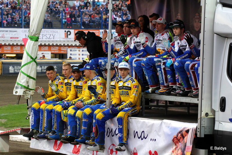 Stal była twarda (zdjęcia)