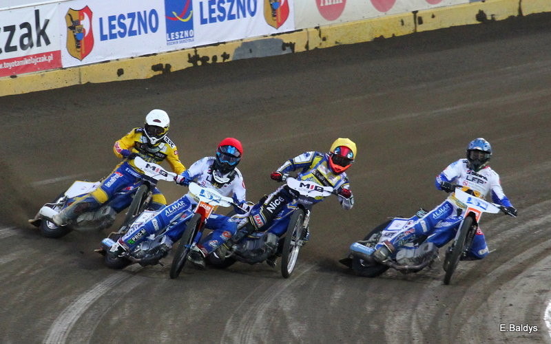 Stal była twarda (zdjęcia)