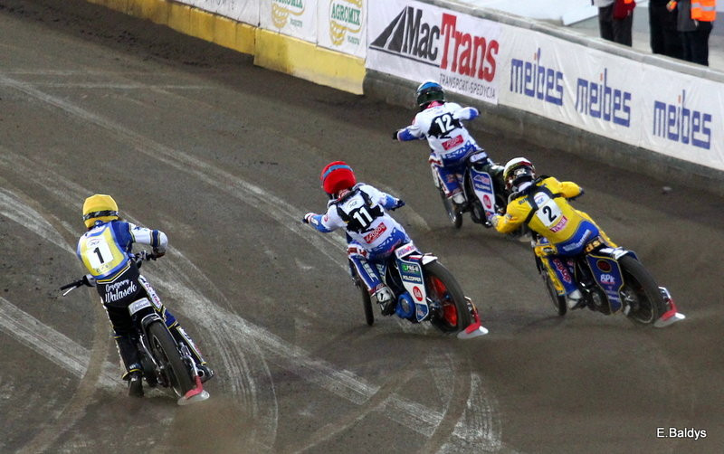 Stal była twarda (zdjęcia)