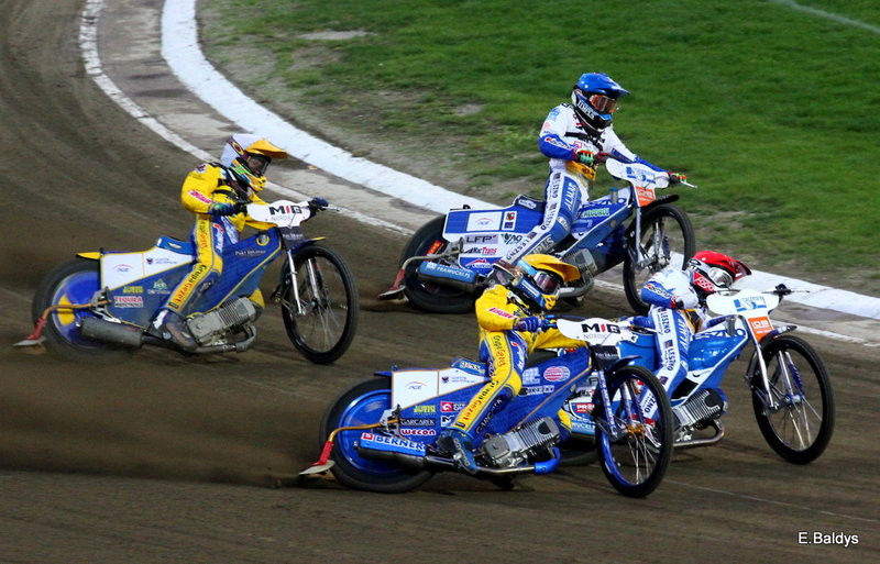 Stal była twarda (zdjęcia)