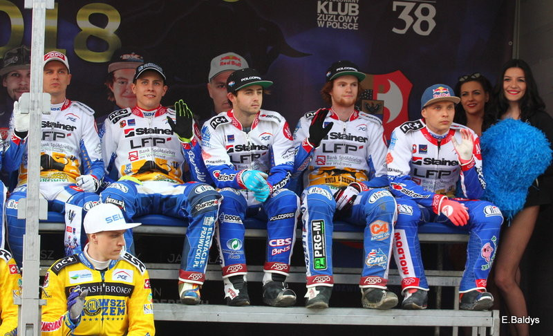 Stal była twarda (zdjęcia)