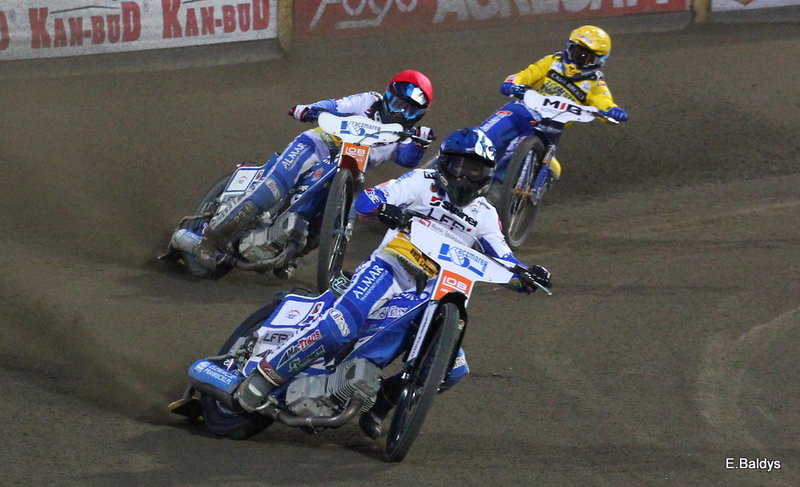 Stal była twarda (zdjęcia)