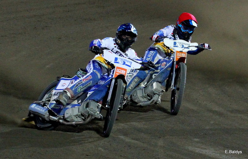 Stal była twarda (zdjęcia)