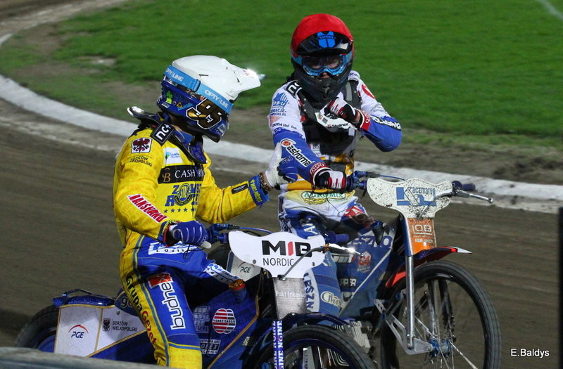 Stal była twarda (zdjęcia)