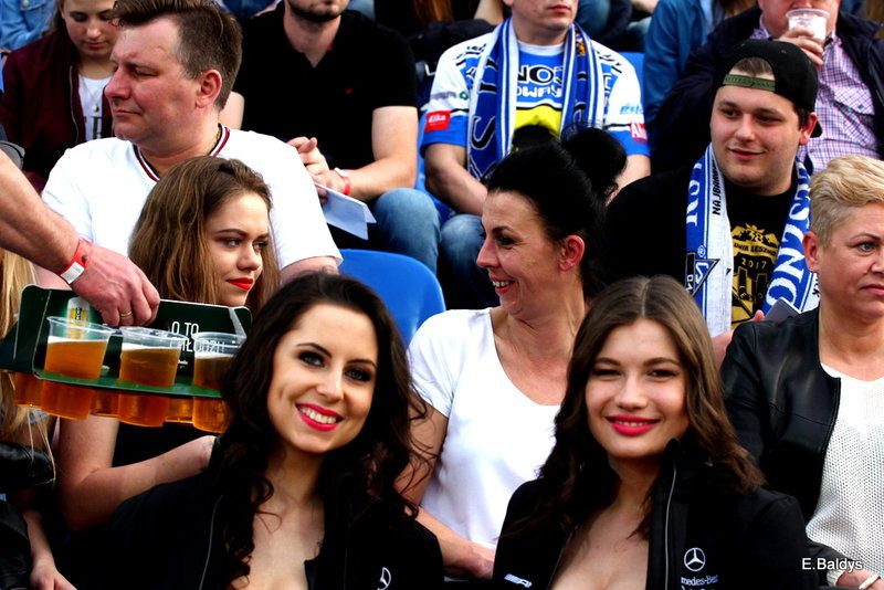 Emocje na torze i na widowni (zdjęcia)