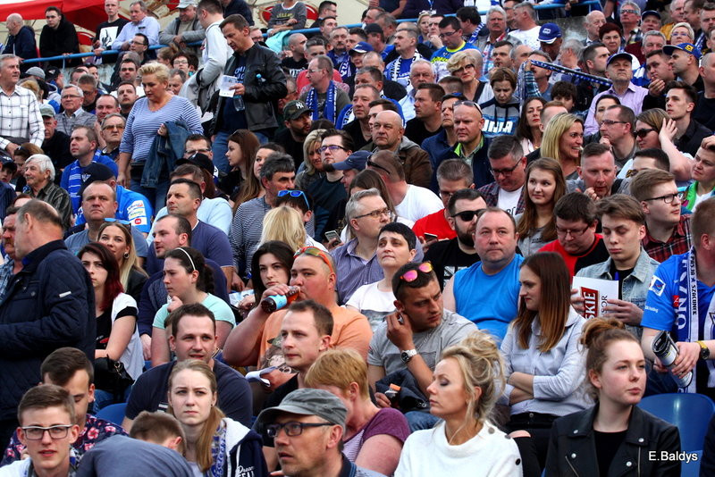 Emocje na torze i na widowni (zdjęcia)