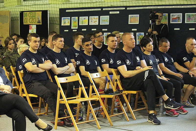 Leszno przyjęło uczestników sztafety pamięci o generale (zdjęcia!)