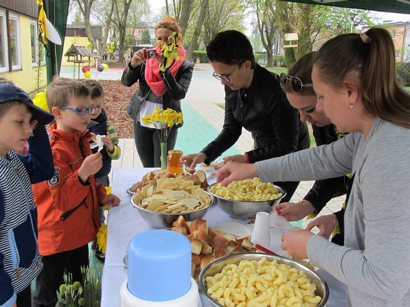 Atak pszczół w centrum Leszna (zdjęcia)
