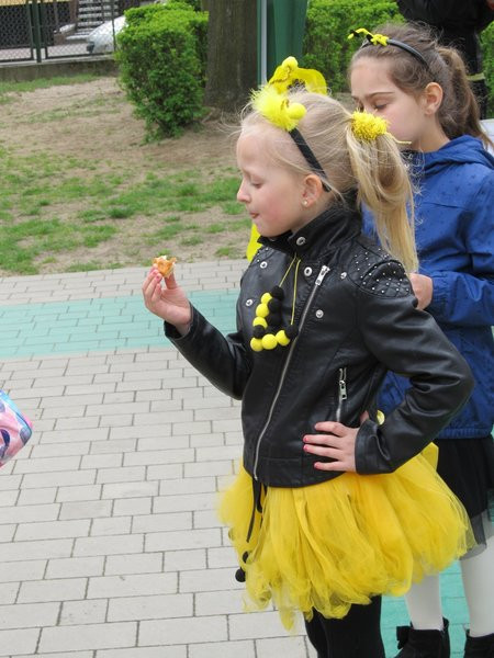 Atak pszczół w centrum Leszna (zdjęcia)