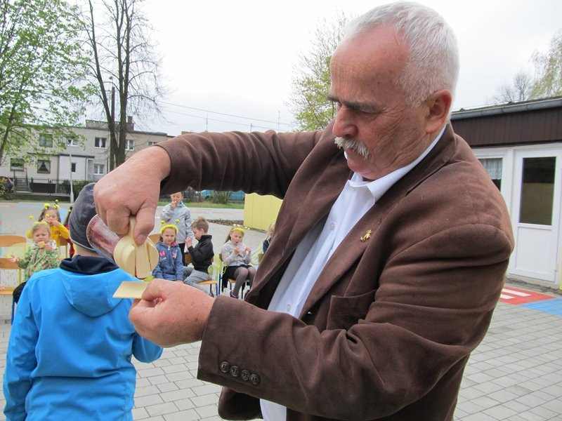 Atak pszczół w centrum Leszna (zdjęcia)