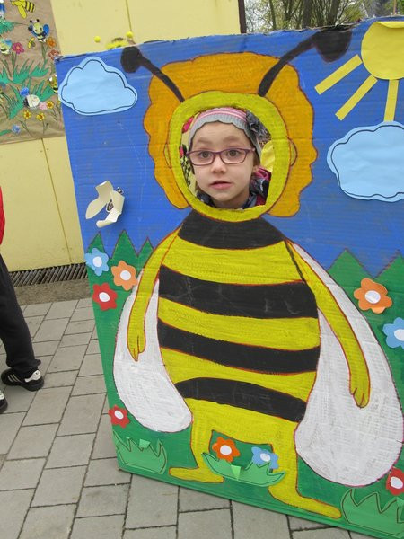 Atak pszczół w centrum Leszna (zdjęcia)